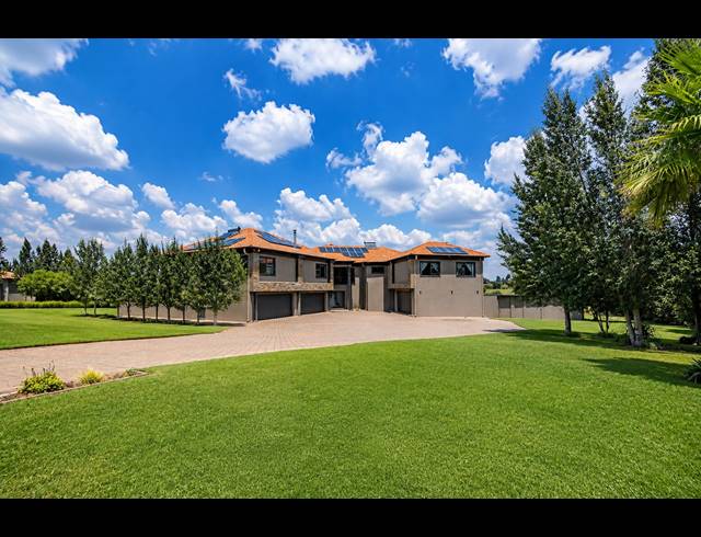 4 BEDROOM HOUSE FOR SALE IN THREE RIVERS EAST